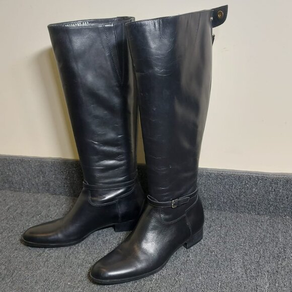 Womens Hugo Boss boots - Picture 2 of 16